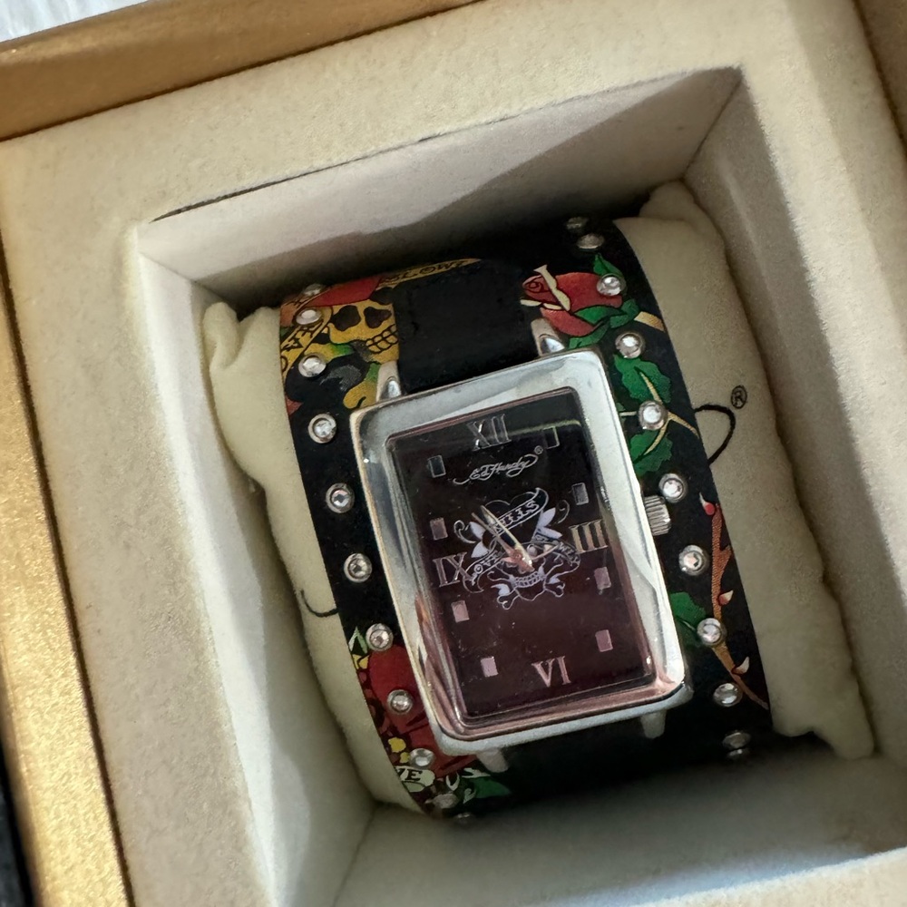 Ed Hardy Y2K Skull Watch Love Kills Slowly Watch Christian Audigier